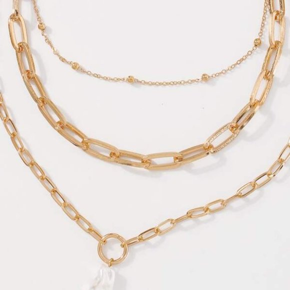 BOHO DOLLZ Multilayer Pendant Chain Necklace Set - Picture 3 of 4